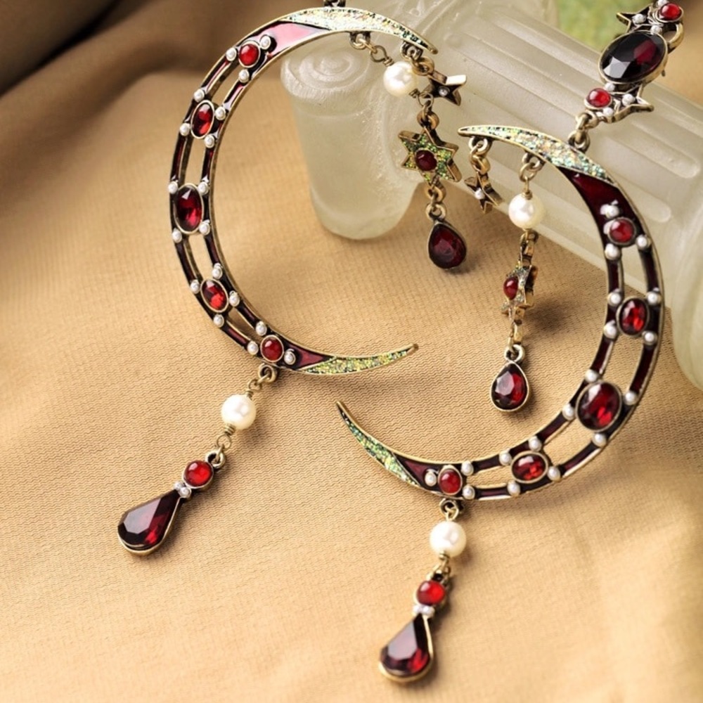 Large Soltice Earrings - Picture 2 of 8